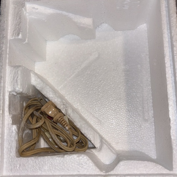 The original Snow Village "Double Bungalow" - Picture 3 of 4